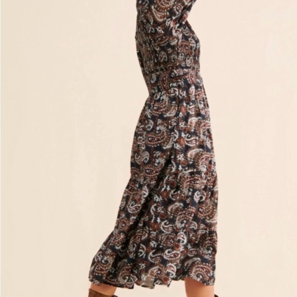 Cleobella Carly Paisley Smocked Midi Dress - Medium - Picture 2 of 6